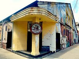 The Howlin' Wolf